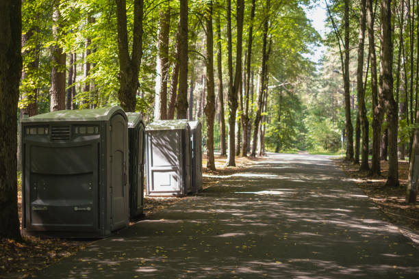 Best Portable restroom trailer rental  in Westmoreland, TN